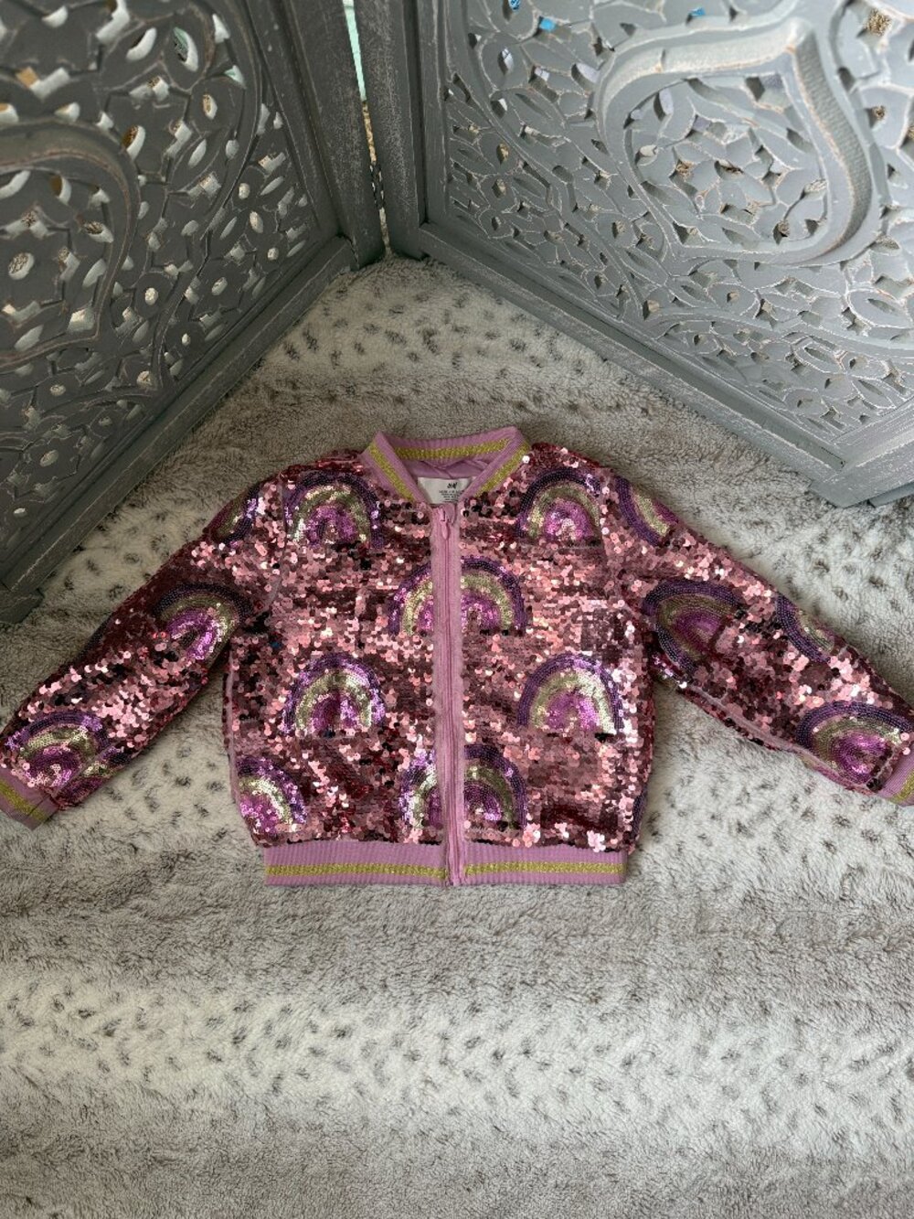 H&M rainbow sequin jacket girls 4T glam sparkly girlhoodcore barbiecore winter